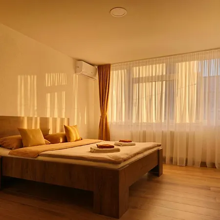 Trg 892 Apartment Livno