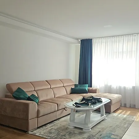 Trg 892 Livno