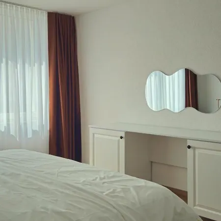 Trg 892 Apartment *